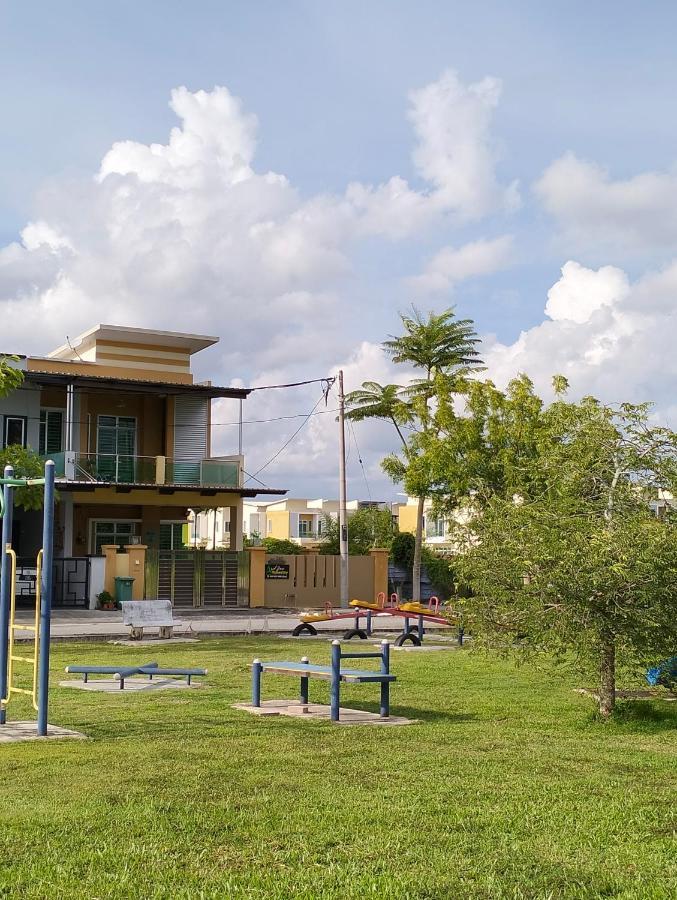 Joe Homestay Алор Сетар Екстериор снимка